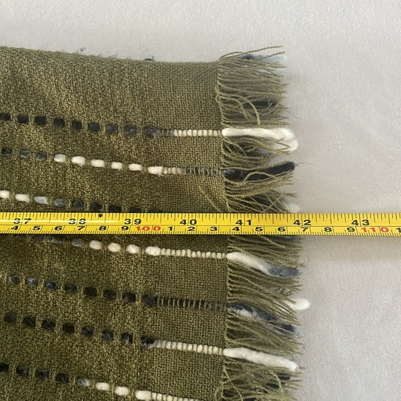 Charming Charlie Wrap - Picture 6 of 8